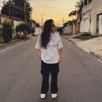 mxclxrxx's profile picture. live a life you will remember