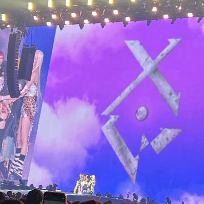 risaphaz's profile picture. 🦋寄り箱推しALPHAZ👽THE CORE日本公演全公演行きたい🗾'95