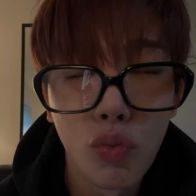 noeypawzz's profile picture. noey😋 || blk || multi but I mostly talk about txt || 19