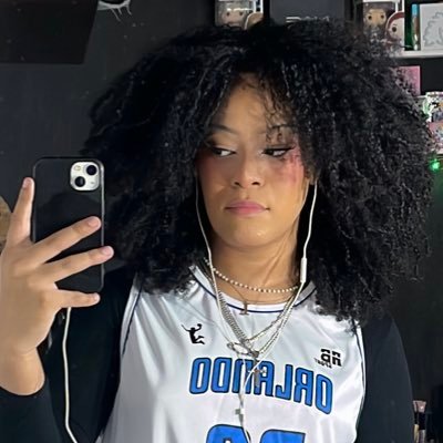 i_de_iaruss's profile picture. 