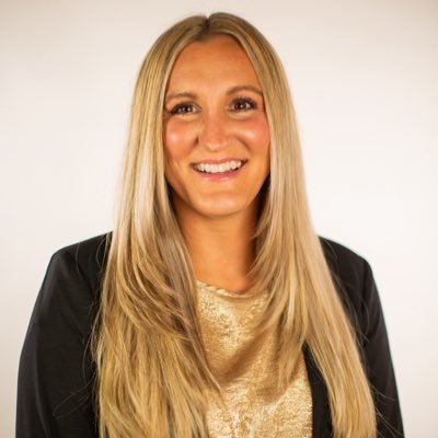 Coach_BSims's profile picture. 1 Corinthians 16:14 💛🖤 Wife 💍 & Girl Mom 💕 Head Women’s Basketball Coach at Ohio Dominican University 🏀