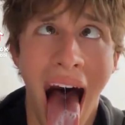 girlyguybutts's profile picture. Guys with embarrassingly huge girl butts🔥homoflex gooner😈