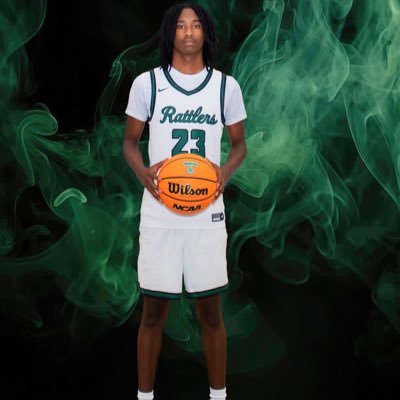 MixonChristian5's profile picture. NCAAID#2503524042|6’2|150|40-4.5|3xStudentAthlete|T.H.S🐍| 🏀PT-FWD 🏈CB/WR (Dad) 📧RolandMixonIII@gmail.com 📲+1(256)614-3722