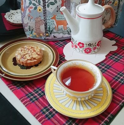 BaghanOl's profile picture. 🎐소소하고 즐거운 것들🌸
메달리스크/슬램덩크 정대만/마비노기 톨비쉬.
취미는 요리, 차마시기, 영화,애니