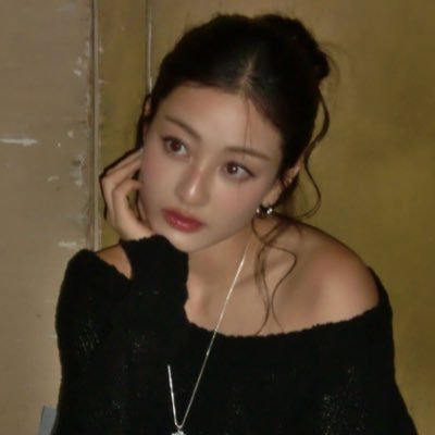 acquaintings's profile picture. whooooo wanna rock with remy 😔