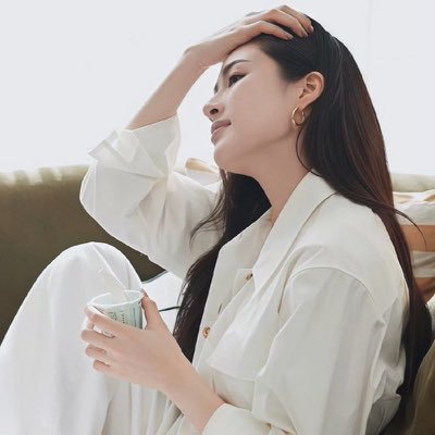 lzXerOzl's profile picture. นับถือศาสนาพุทธไม่ใช่ศาสนาไทย // อยากมีความรักที่ดี // มีพี่หลิงเป็นแบบอย่าง