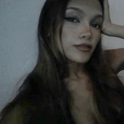 millly0102's profile picture. Sou apenas uma emocionada