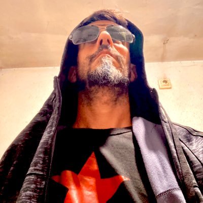 TinArtStore's profile picture. Fucking Picasso bautizado por Dave Grohl 

Obras de Rock Expresionista! 🤘

#painter #Artist #Beatles #portraits  Puteador de Publicidades