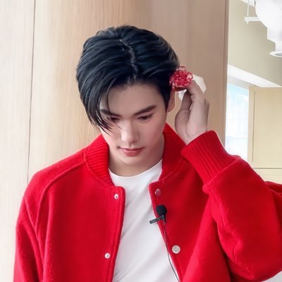 ww_noonaa01's profile picture. @phuwintang ~ being yourself is the best self ✨✨ #ปอนด์ภูวินทร์ #ppnaravit #phuwintang 🐻🐼🧡🤍