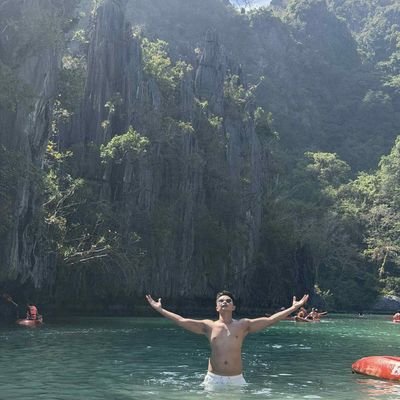 PAUL777CHAD's profile picture. 