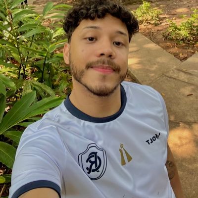 eunosyvek's profile picture. 