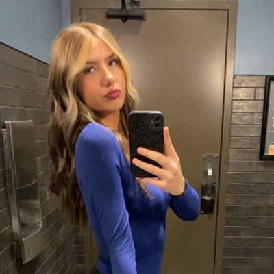 All4Abs's profile picture. Just an 18 year old running your pockets while sitting pretty ۶ৎ || Findom || @PrincessAbii1 ||