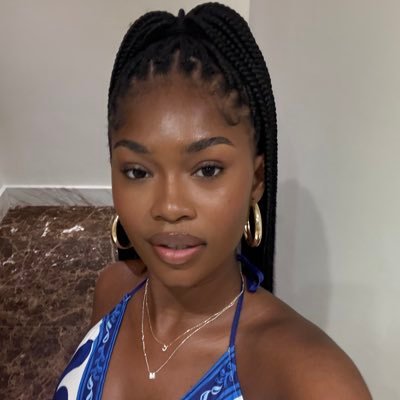 crysiecore's profile picture. 