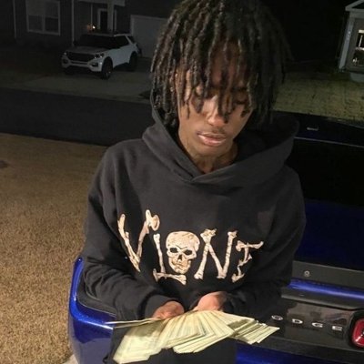 ffarqq's profile picture. 19