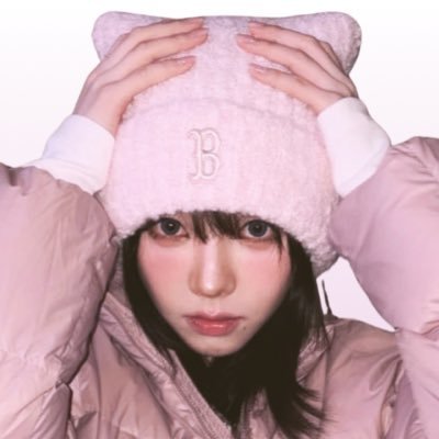 sk8erbluu's profile picture. 