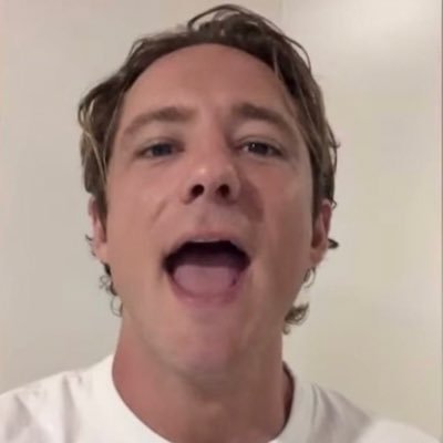 pullmangf's profile picture. cucumber cucumber cucumber