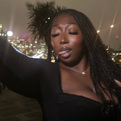 abenaxtx's profile picture. 