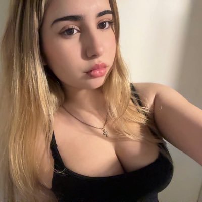 ultraviolen3e's profile picture. mañas