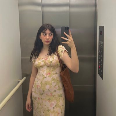 _apolita_'s profile picture. Zurda defensora de delincuentes