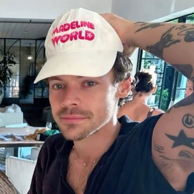 redznotes's profile picture. vestibulanda de medicina