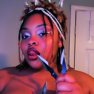 TheeEtherealYaz's profile picture. Your biggest temptation, worst nightmare, and the light of your sad life wrapped in one. Evil twin: @CelestialYaz Tribute $50 Unblock $150