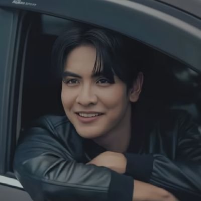 Cla08Mari's profile picture. 