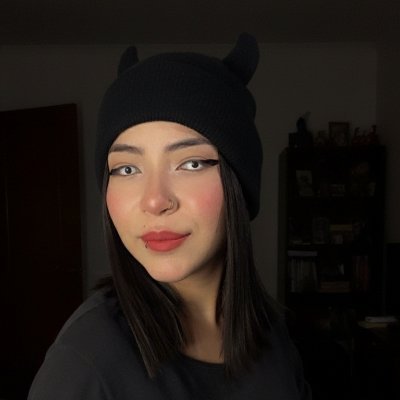 L_una06's profile picture. 