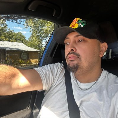 BoolinByler's profile picture. Texas Longhorns 🤘🏽#HookEm, #DallasCowboys, #AllForTX