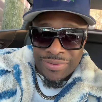 spenzive_taste's profile picture. 🌸  Money Talk, Motivation, Fashion & Funny Stories
 💎Expenzivetalk@gmail.com 💎