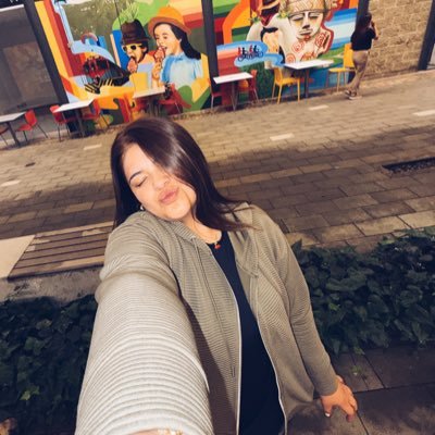 DanielaZabala99's profile picture. 