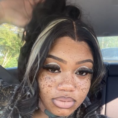 Dkessiyahh's profile picture. 