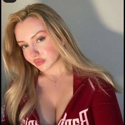 cheryamber1's profile picture. 