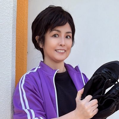 Oh_Pokari's profile picture. 大阪の劇団「劇団ＴＯＰ」に役者として所属しております。2025年「ラピスラズリ-時を越えて-」、小学校ボランティア公演へ出演。とにかくなんでもやりたいお年頃😋最近、石黒銀英伝に再燃中🤣お気軽に絡んでやってください🙏