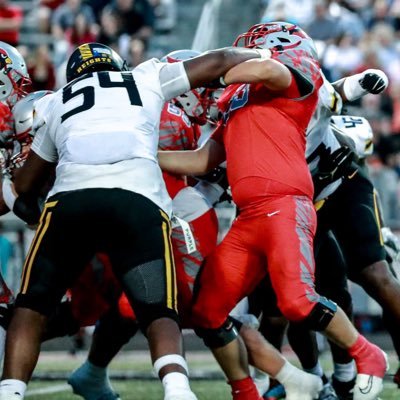 Z_Newskii's profile picture. C/O 25 | 6’3 290 Pounds l D-Tackle #JucoProduct