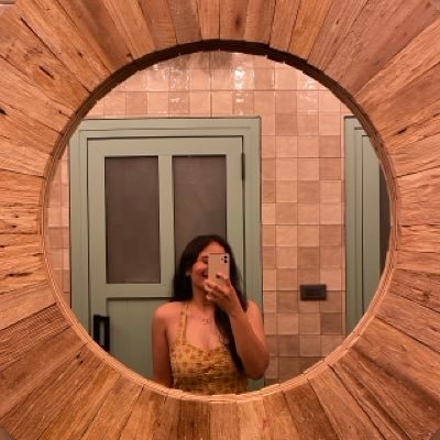 andreatantoy's profile picture. I’m a third culture kid who loves eating & reading my way around the world. I’m loud. I enjoy conversations. And I take calculated risks.🤍