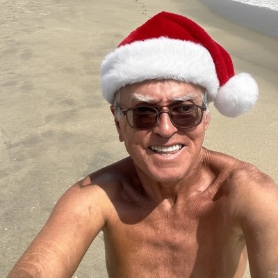 ClydeCurlyDunes's profile picture. ND ‘76 | #RaiseHail | Reigning 4 Time Intramural Champ | Max Shulga Fan | Patriot | Peter Millar Enthusiast | 3.3 HDCP | Mr. Worldwide