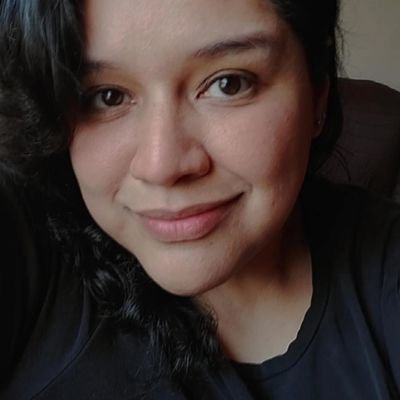 Azure8008's profile picture. Mujer con sentimientos pero asintomática• Perfectamente imperfecta•Independiente e incontrolable•Romántica por naturaleza,fría por decisión 🖤🌷☕📖🎧🍷🐯