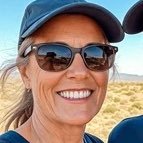 april_9_0's profile picture. GENX/DEM/RESIST/catmom ᓚᘏᗢ