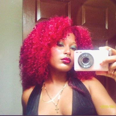 femmething_444's profile picture. dyke, poet, cunt
🫀🇬🇩🌺