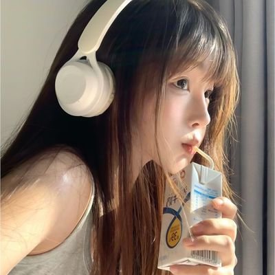 mjws35982's profile picture. 