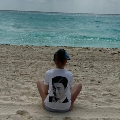 AleS_0407's profile picture. 🐈‍⬛👩🏻‍⚕️📚🏃🏻‍♀️🦄🐴 ❀ OBGYN • Siwon Choi is my favorite changemaker • NO CHALLENGE? NO CHANGE! • Better Together Unicorns