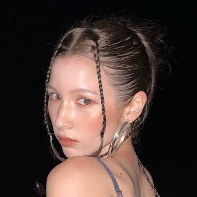 FAIRYK4I's profile picture. estudo a mente dos outros enquanto essa rede social corrói a minha