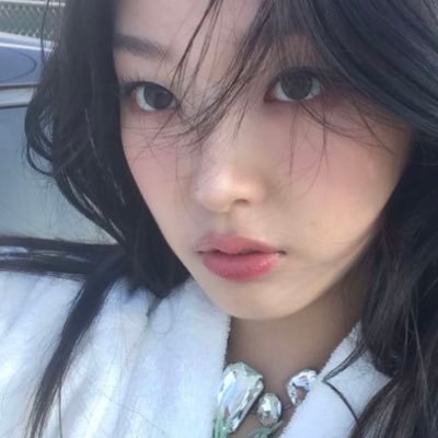 tilycastchip's profile picture. God bless even the mean girls