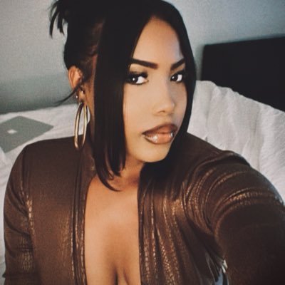 Crystalnekail's profile picture. 