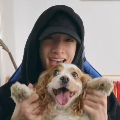 spearnabi's profile picture. major ~ she/her ƸӜƷ