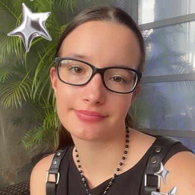 grrrlisagun's profile picture. concert enthusiast