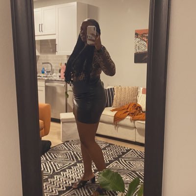 usiuwoma's profile picture. 🇳🇬 | Mississippian living in Dallas | jxnstateuni alum | educator | a creative | ig: usiuwoma