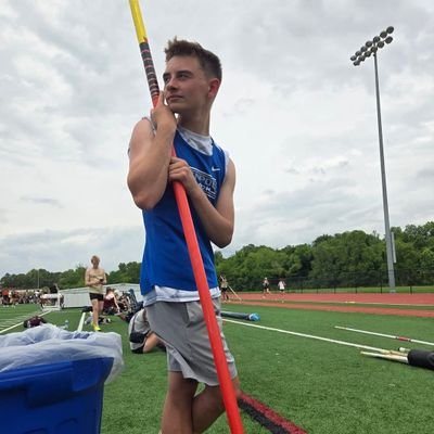 ColtonM1414's profile picture. born/raised in glenpool ok
class of 2027
state for track