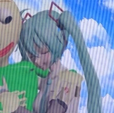 bfriendskenji's profile picture. 📖: 07 • Cause im eigtheen, i get confused every day  • Non binary • cr: casas estranhas