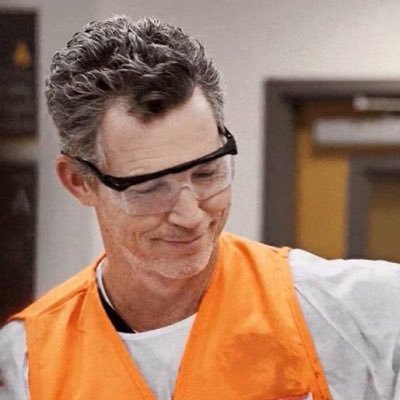 likeangrycandy's profile picture. Old-ass fanfic writer. Pitt multishipper — yaoi, het, & yuri — & coo of huckleabbot llc. Elder millennial so expect gifs. 🚫minors.